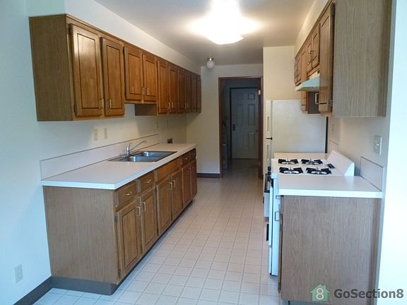 2nd image of 3709 NE 44th St APT C