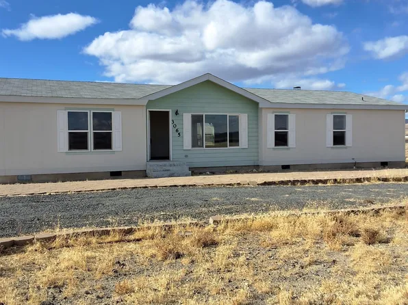 3065 Dayton Ave, Silver Springs, NV 89429