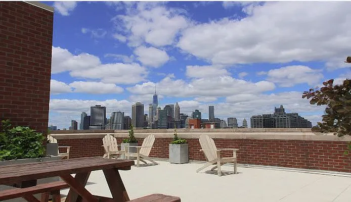 Rented by Compass | media 9