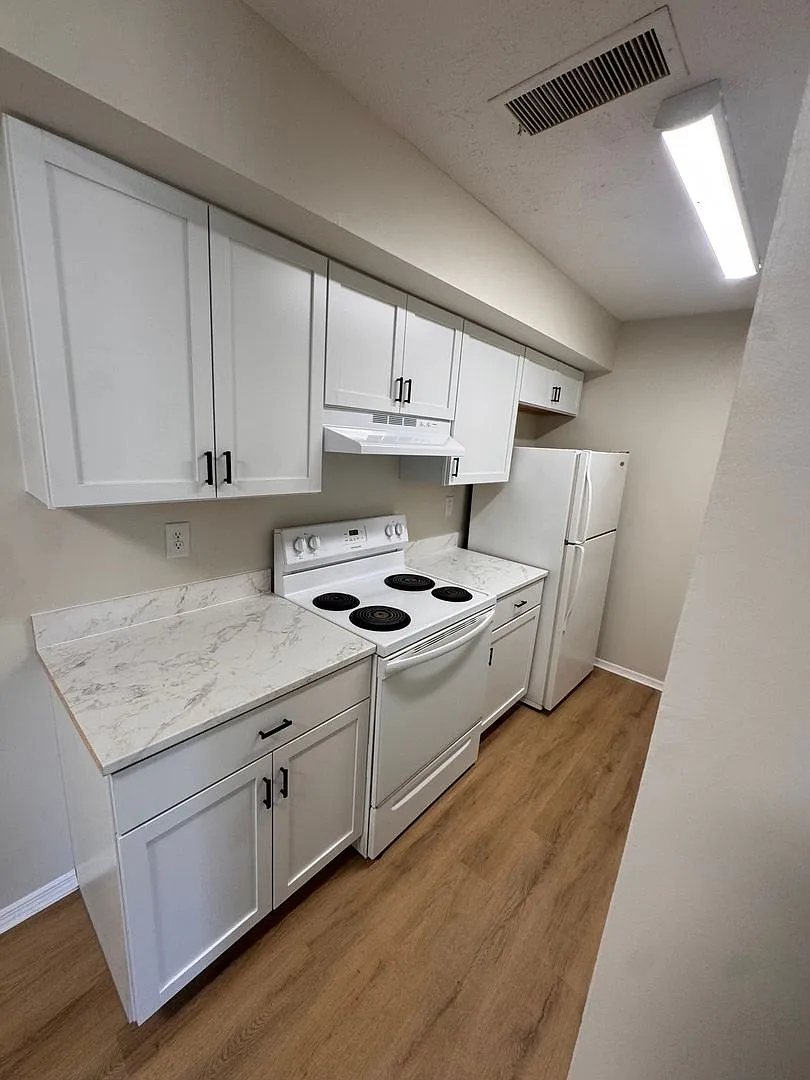 Ironwood Apartments — Photo 4