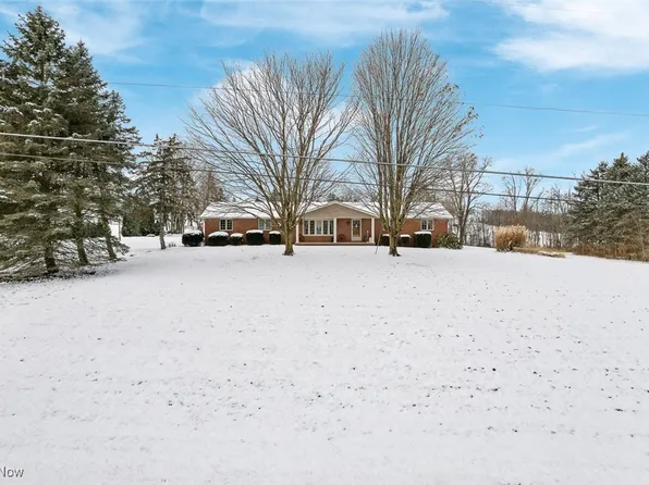 5041 Alabama Ave NW, North Lawrence, OH 44666