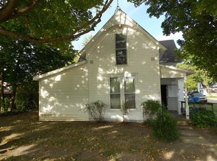 107 N Eward St, Converse, IN 46919