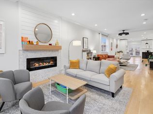 5240 W Winnemac Ave, Chicago, IL 60630