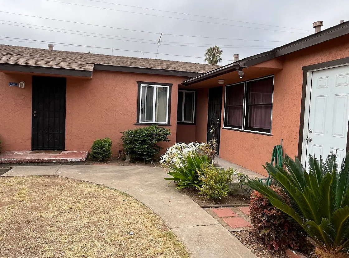 1/2 Logan Ave, San Diego — Photo 1