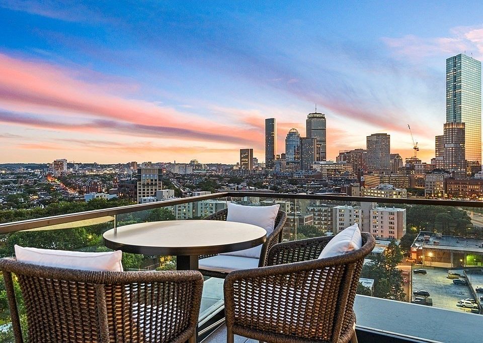 Roof deck