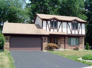 5550 Forest Bend Ct, Toledo, OH 43615