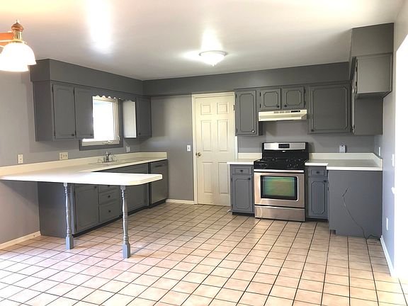 5th image of 287 N Tomagene Dr