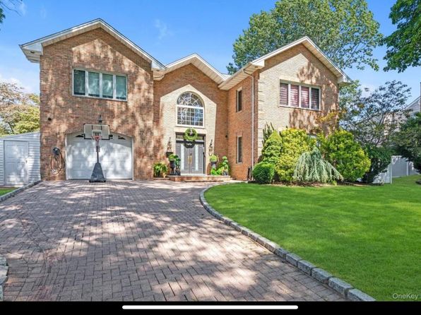 27 Circle Dr