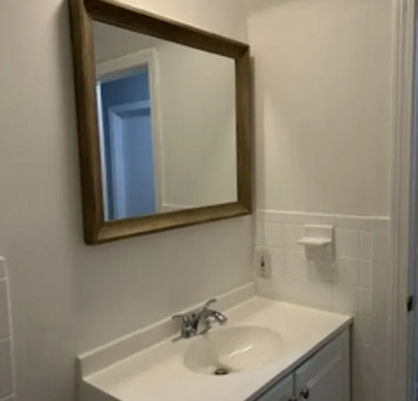 40 Tudor St #1 — Photo 12