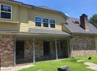 6918 Ashmore Dr, Houston, TX 77069