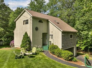 156 G H Carter Dr, Danville, NH 03819