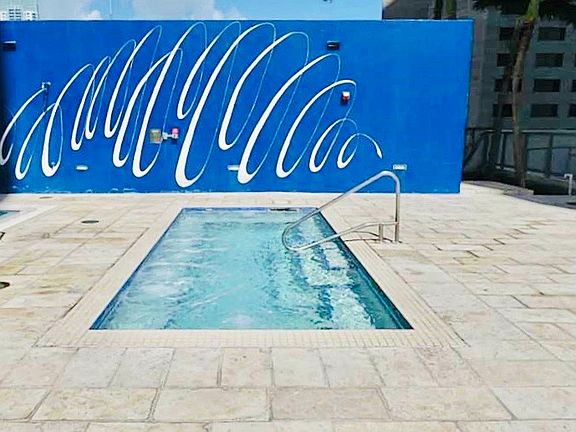 3rd image of 335 Biscayne Blvd #2206