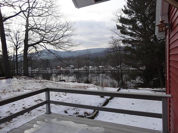 3rd image of 31 Dayton Dr