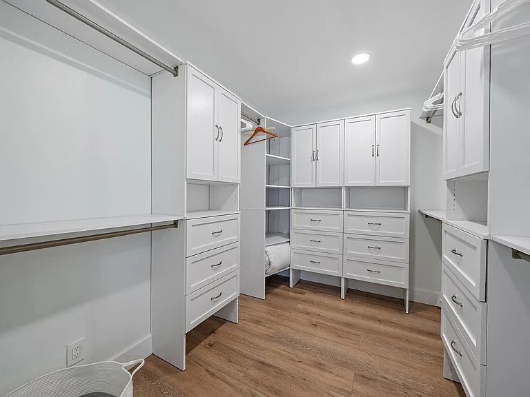 64 River Dr — Photo 27
