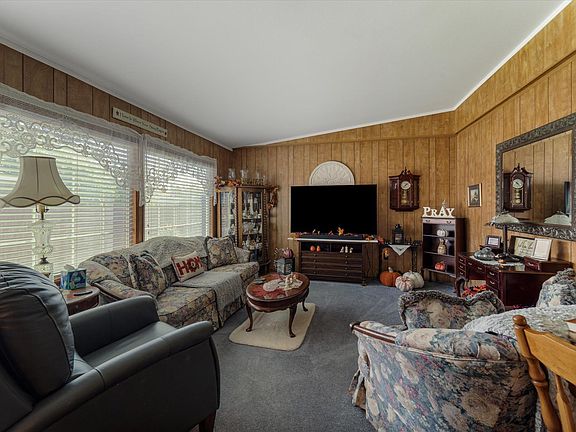 3rd image of 9157 W Arrowhead Ave