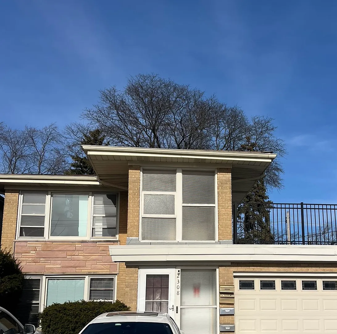 2 bed, 1200 sqft, $2,075 — Photo 1