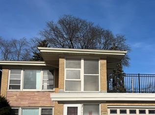 2308 Oakton St APT 1, Park Ridge, IL 60068