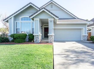405 Trinity Ct, Petaluma, CA 94954