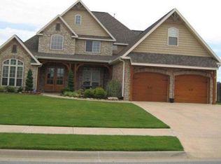 205 SW Black Hawk Rd, Bentonville, AR 72712