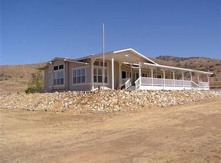 34601 Meadow View Ln, Caliente, CA 93518