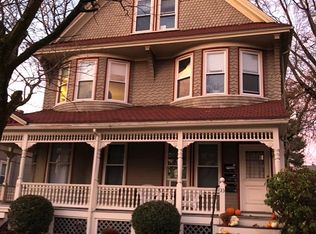 33 Garfield St #1, Cambridge, MA 02138