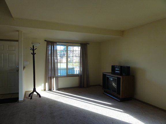 3rd image of 8322 186th Street Ct E