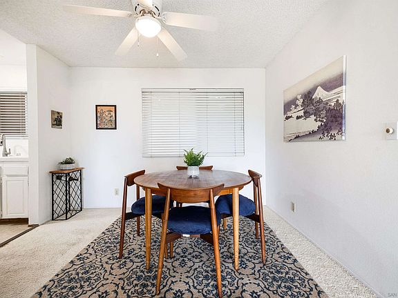 5th image of 3672 Clairemont Dr Unit 1B