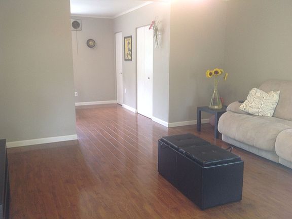 4th image of 4528 Bolon Ave