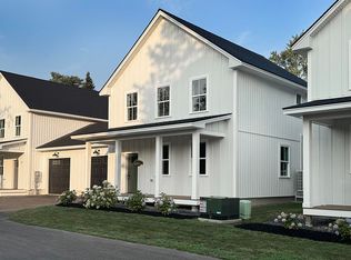 33 Magnolia Ln, Gardiner, ME 04345