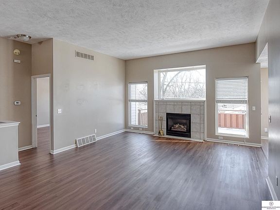 3rd image of 5824 N 92nd Ct
