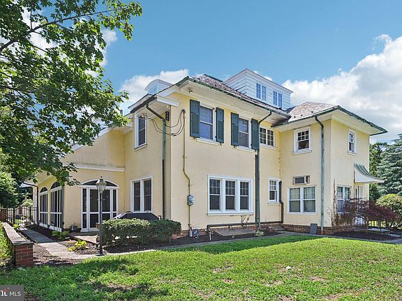 5th image of 23 Franklin Dr