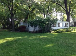 38 Otis Rd, Barrington, IL 60010