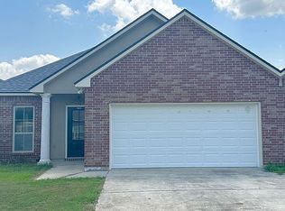 9011 Red Rose Ln, Abbeville, LA 70510