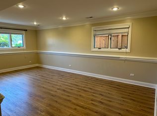 4530 Sunnyside Ave APT 1, Brookfield, IL 60513