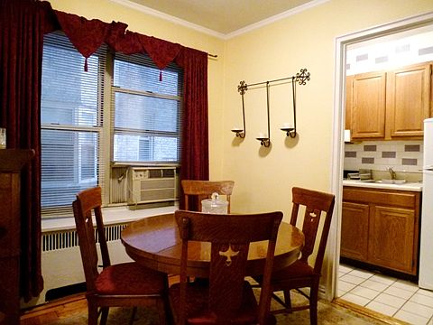 3rd image of 120 Bennett Ave APT 1B