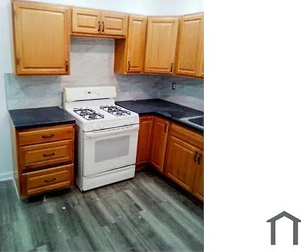 3 bed, 1600 sqft, $1,950 — Photo 2
