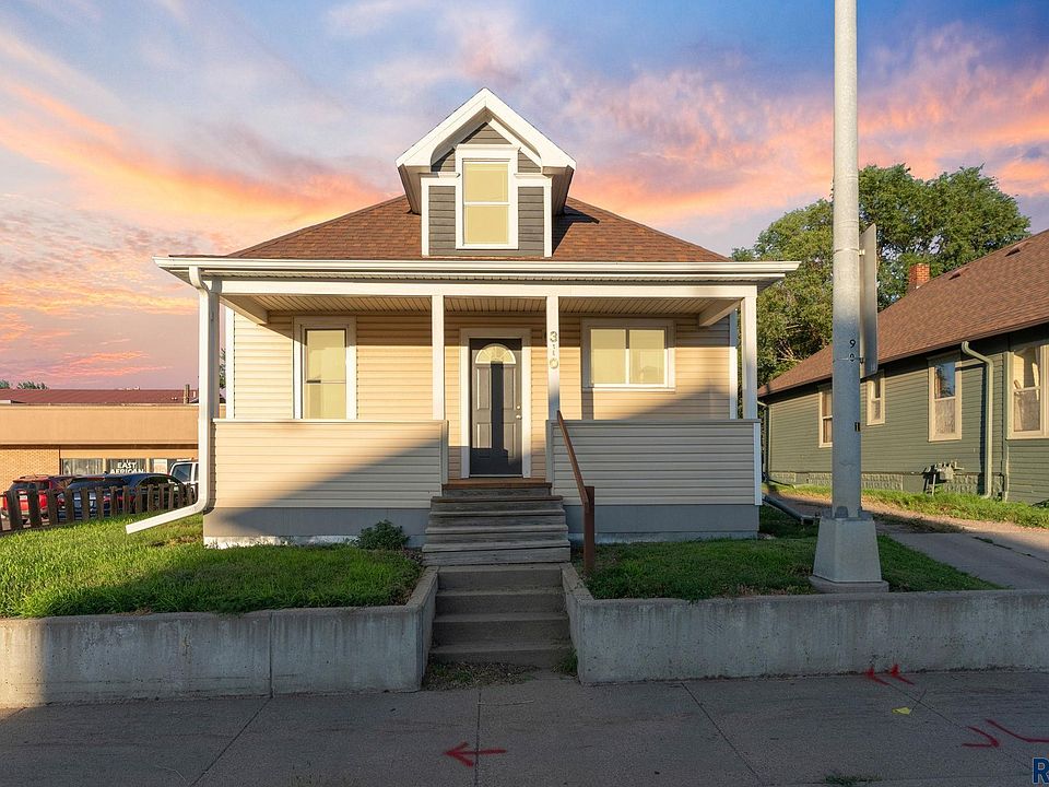 1st image of 310 N Cliff Ave