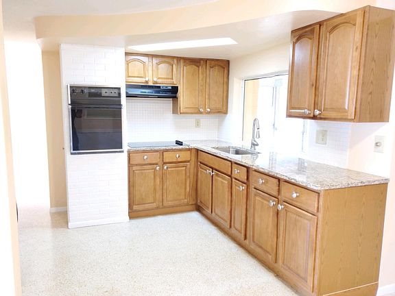 4th image of 3445 Ottway Dr