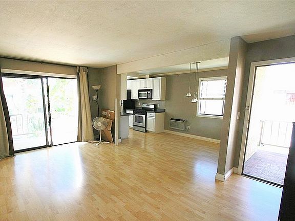 3rd image of 10895 Camino Ruiz Unit 72