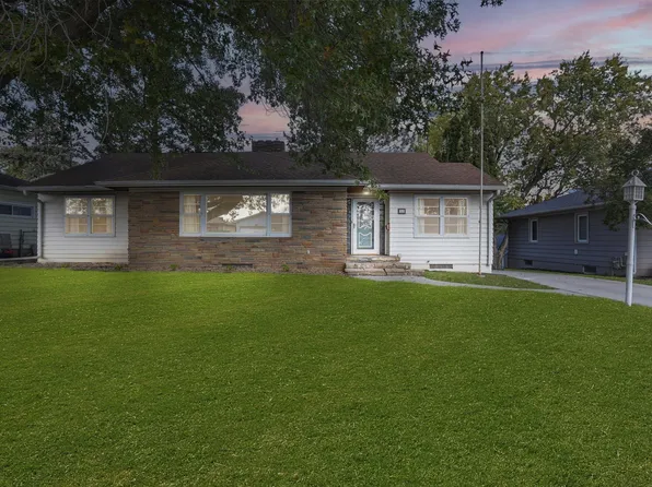 707 Lorraine Ave, Waterloo, IA 50702