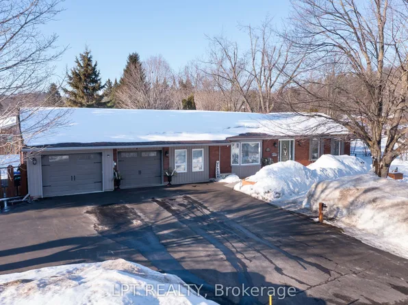 34 Cedar Creek Rd, Springwater, ON L9X 0P5