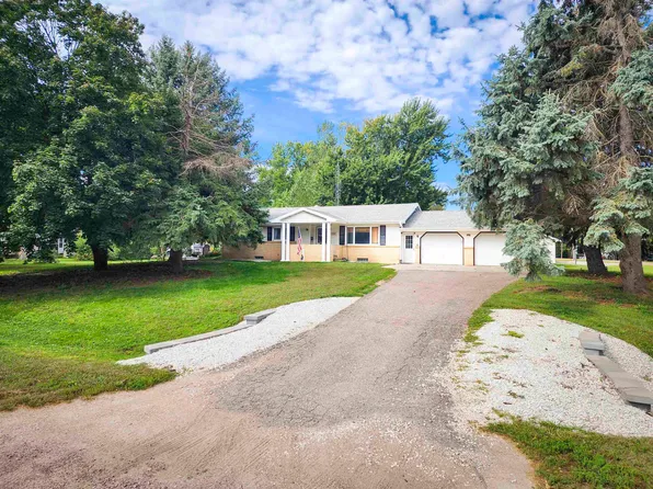 100 Hohman St, Oakdale, NE 68761