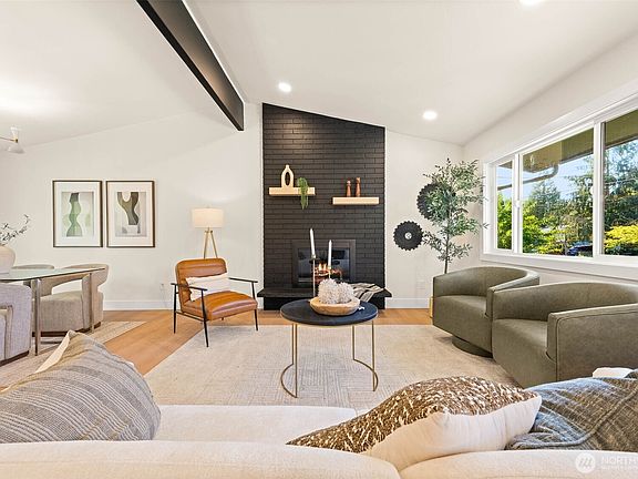 4th image of 4204 219th Street SW