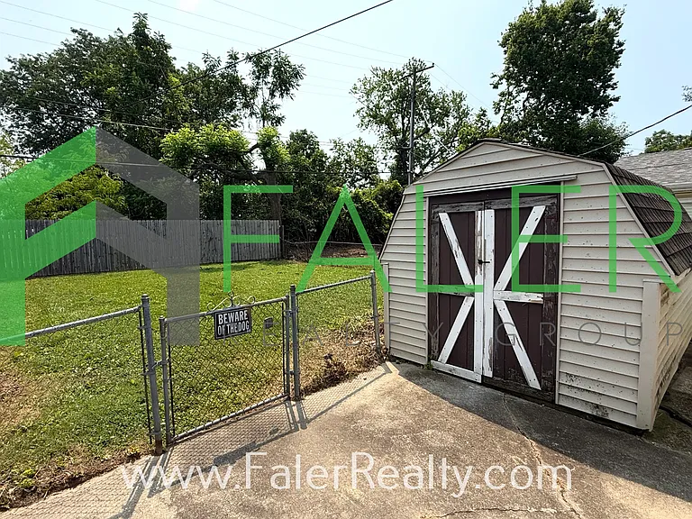 2724 Haig Ave — Photo 16