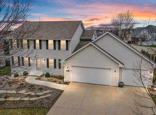 2657 Pecan St, Green Bay, WI 54311