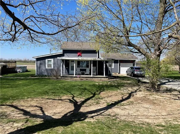 25 W 5th St, Fletcher, OH 45326