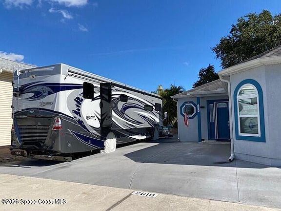 5th image of 2610 Frontier Dr #251
