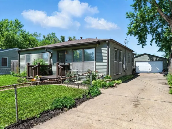 1925 Westside Dr, Council Bluffs, IA 51501