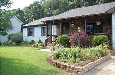 1st image of 10445 Pleasant Valley Ct