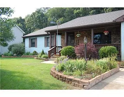10445 Pleasant Valley Ct photo 1